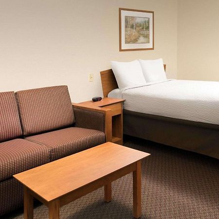 Woodspring Suites Midland Kültér fotó
