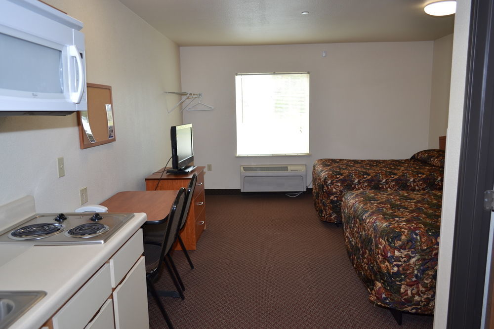 Woodspring Suites Midland Kültér fotó